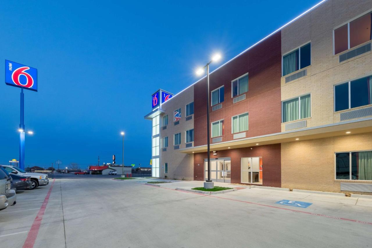 Motel 6 Fort Worth, Tx - North - Saginaw Экстерьер фото